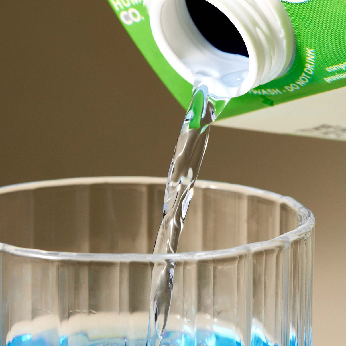 Collutorio naturale alla menta THE HUMBLE CO.