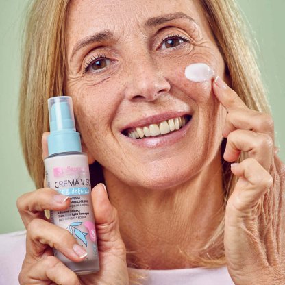 crema-viso-lift-defence-azione-antiage-liftante-protettiva-luce-blu