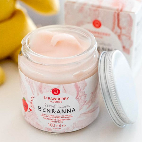 Dentifricio bambini fragola con fluoro BEN & ANNA