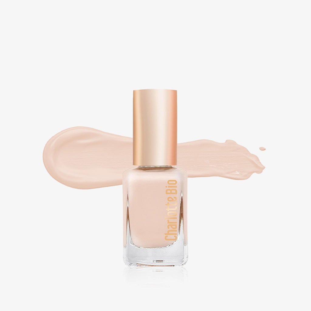 smalto vegano rosa ad effetto nude charlotte bio